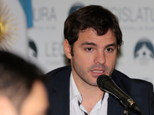 Facundo Carrillo, autor del proyecto Aplicacin Oficial Consorcio Participativo".