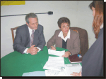 El Adm. Len Estrugo y la Dra. Elvira Lucero