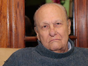 Dr. Juan José Guaresti.