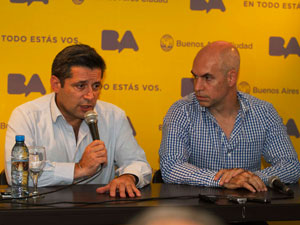 Vctor Santa Mara y Horacio Rodrguez Larreta presentan Expensas Claras III en el saln de SERACARH.