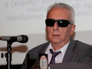 Uno de los primeros en develar que esas reuniones "privadas" existieron fue el Dr. Eduardo Awad.