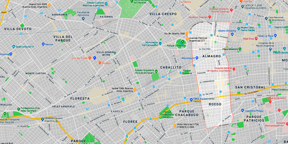 La Comuna 5 tiene una superficie de 6,7 km2 y una poblacin total de 179.005 personas segn el censo de 2010.