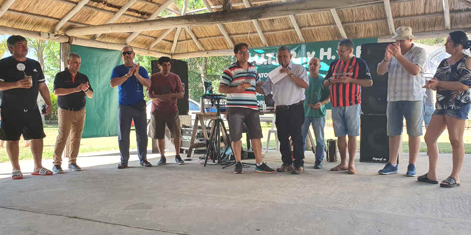 Pedro Maidana agasaja a las delegacones de las provincias.