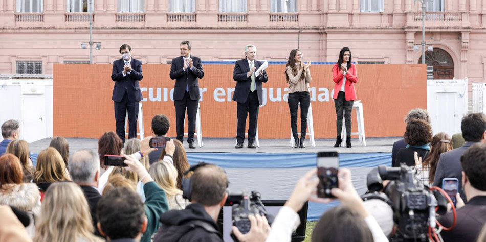 Alberto Fernndez anuncia que presentar el proyecto "Cuidar en igualdad" [Foto www.argentina.gob.ar]