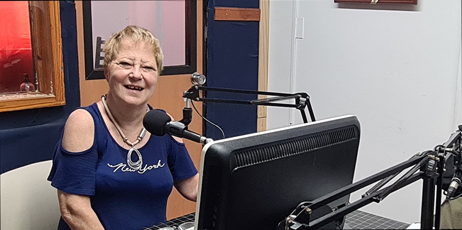 Norma Teubner, productora y conductora del programa de radio "Nosotros y el consorcio" [Foto archivo Pequeñas Noticias]
