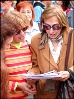 Sra. Alicia Martha Gimnez el 22 de abril de 2005 frente al Ministerio de Trabajo.