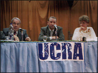 El Sr. Manuel Lorenzo, el Dr. Horacio Duhalde y la Sra. Ana María Huertas.