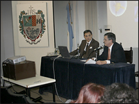 El Ing. Cattneo y el Dr. Orlando Ruano, moderador de la jornada.