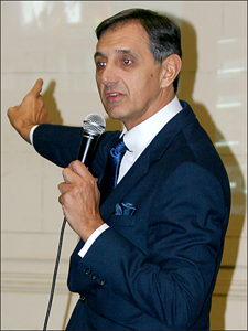 Ing. Alfredo Lpez Cattaneo