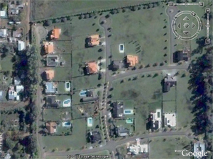 Google Earth: un sistema barato, accesible y simple para detectar evasores. Pequeas Noticias, en minutos, encontr 8 piletas en la zona de Pilar.