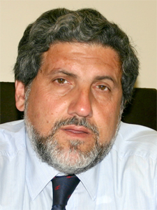 Leg. Fernando Caeiro (ARI).