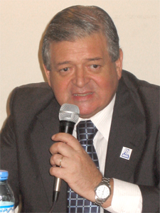 Adm. Jorge Hernndez.