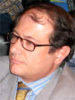 Dr. Jorge Resqui Pizarro.