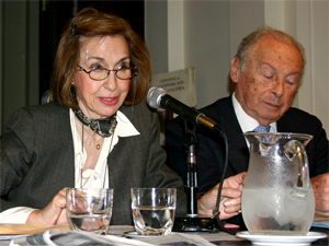 La Sra. Alicia Gimenez y el Dr. Marcos Bergenfeld.