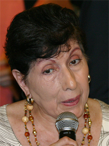 Sra. Teresa Villanueva.