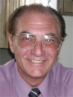Dr. Ricardo Geler.