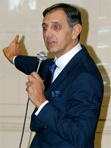 Ing. Alfredo López Cattáneo.