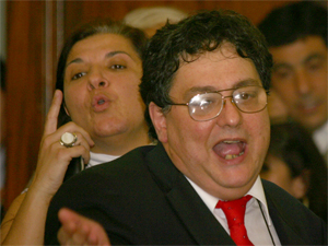 El Dr. Jorge Rizzo increpa al Leg. porteño Sergio Abrevaya de la Coalición Cívica.