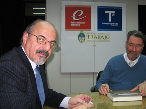 El Dr. Carlos Tomada recibi al Dr. Osvaldo Loisi.
