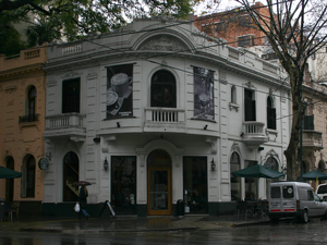 Esquina de Federico Lacroze 2301 en Belgrano.