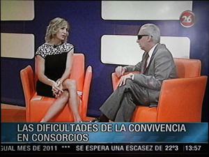 El Dr. Eduardo Awad con Paula Trpani en "Da y Medio".