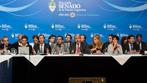 El equipo econmico expone frente al plenario de las comisiones de Presupuesto y Hacienda y de Economa del Senado de la Nacin los puntos centrales del proyecto de Ley.