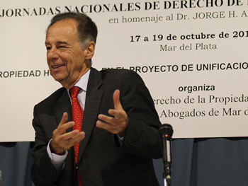 Cerró el ciclo de conferencias el Dr. Jorge Alterini, en cuyo homenaje se realizaron las jornadas.