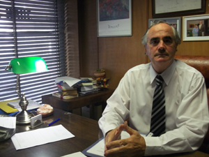 Dr. Juan Antonio Costantino.